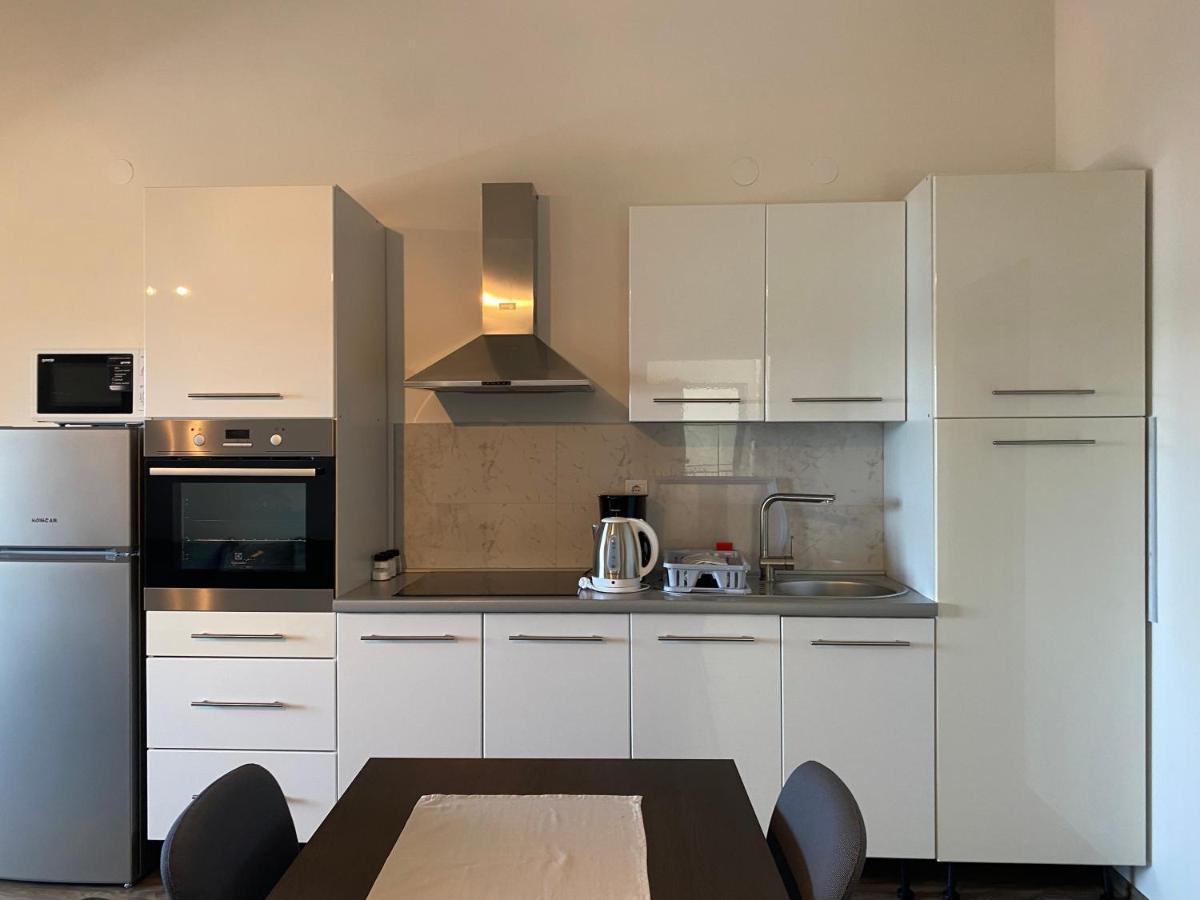 מדולין Villa Livi - Luxury Sea View Appartments מראה חיצוני תמונה